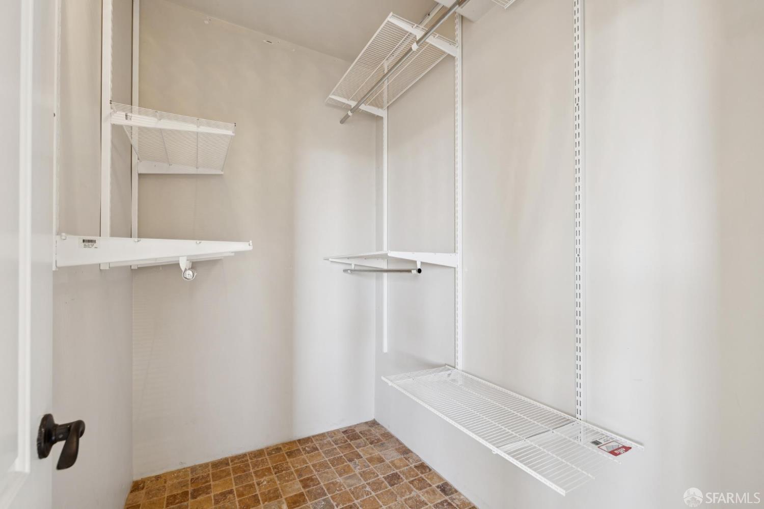 Detail Gallery Image 19 of 64 For 20 Benthill Ct, Lafayette,  CA 94549 - 1 Beds | 1/1 Baths