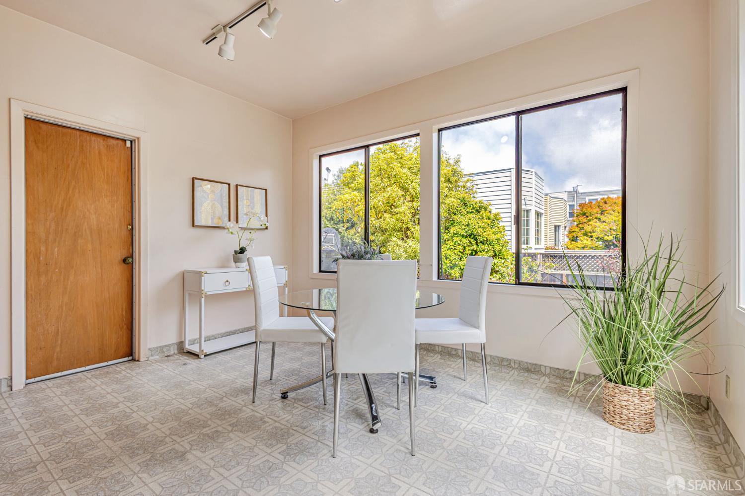 Detail Gallery Image 17 of 54 For 612 12th Ave, San Francisco,  CA 94118 - 4 Beds | 2/1 Baths