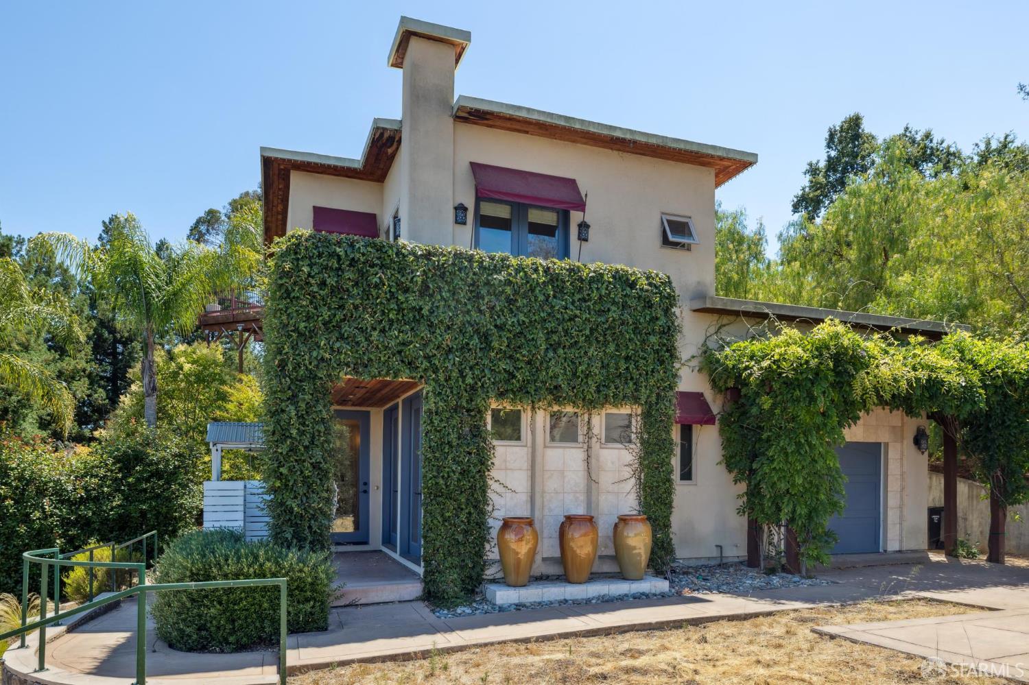 Detail Gallery Image 4 of 64 For 20 Benthill Ct, Lafayette,  CA 94549 - 1 Beds | 1/1 Baths