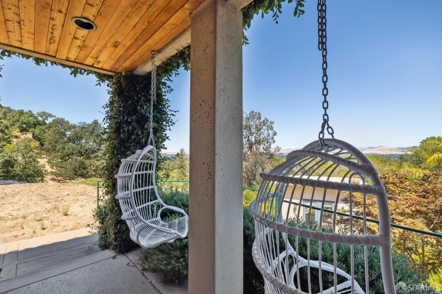 Detail Gallery Image 6 of 64 For 20 Benthill Ct, Lafayette,  CA 94549 - 1 Beds | 1/1 Baths