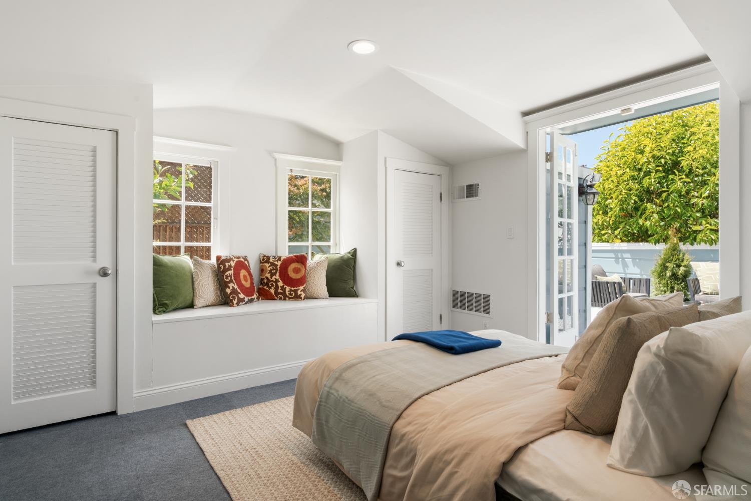 Detail Gallery Image 37 of 76 For 2930 Baker St, San Francisco,  CA 94123 - 2 Beds | 2/1 Baths