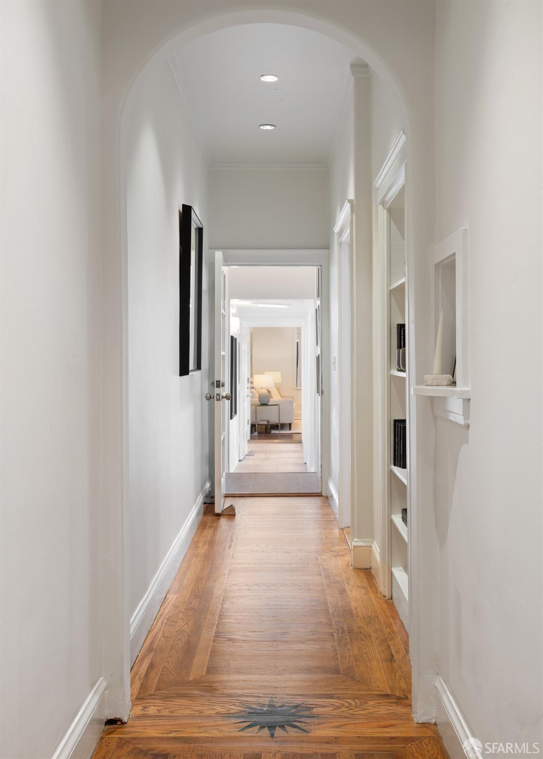 Detail Gallery Image 21 of 76 For 2930 Baker St, San Francisco,  CA 94123 - 2 Beds | 2/1 Baths