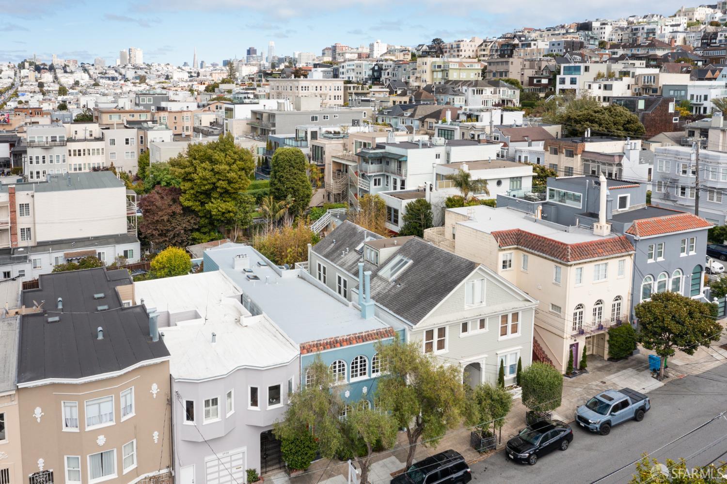 Detail Gallery Image 53 of 76 For 2930 Baker St, San Francisco,  CA 94123 - 2 Beds | 2/1 Baths