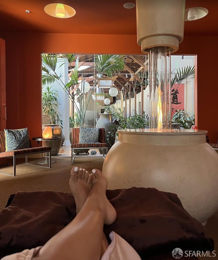 Detail Gallery Image 75 of 76 For 2930 Baker St, San Francisco,  CA 94123 - 2 Beds | 2/1 Baths