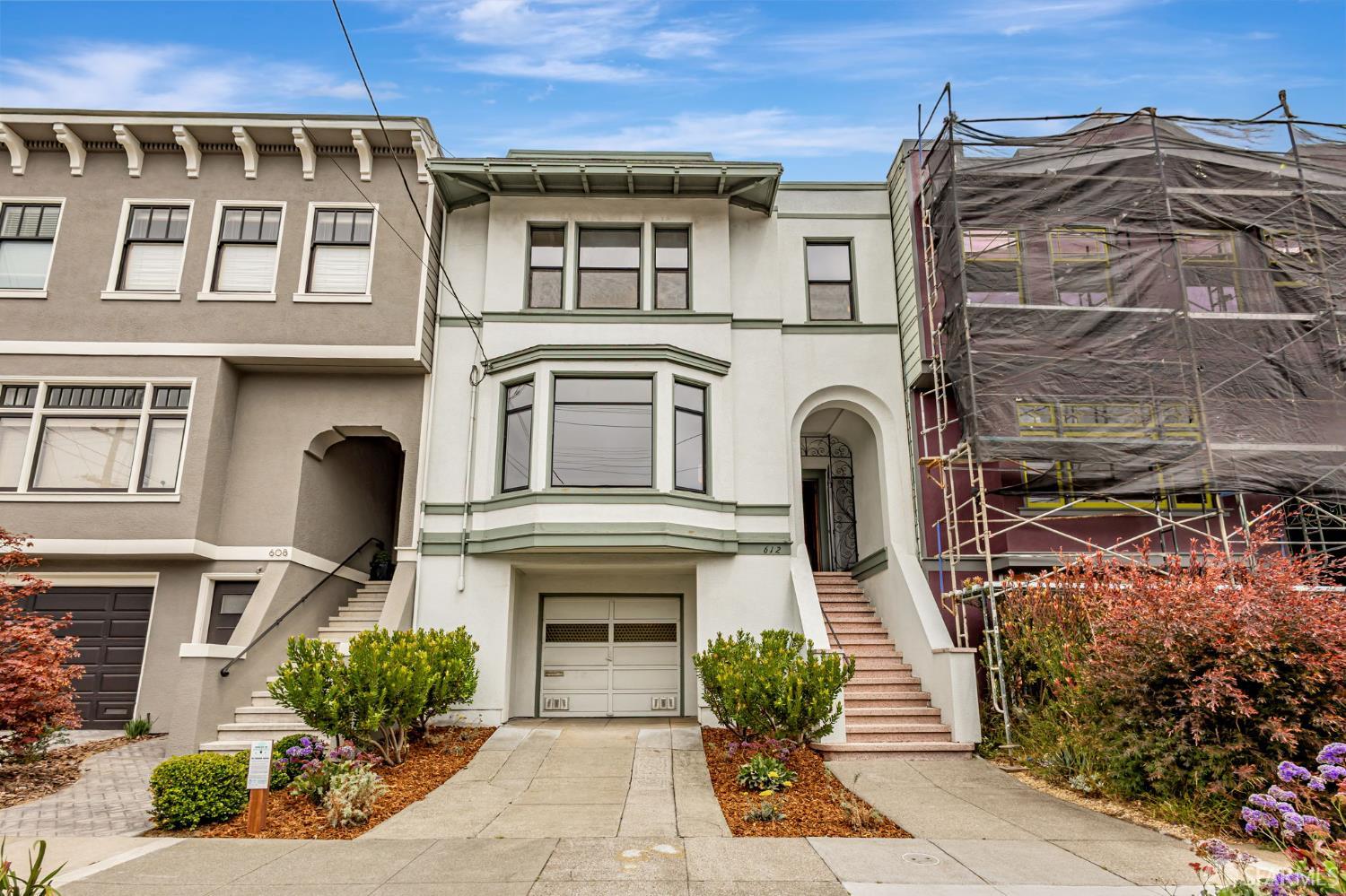 Detail Gallery Image 2 of 54 For 612 12th Ave, San Francisco,  CA 94118 - 4 Beds | 2/1 Baths