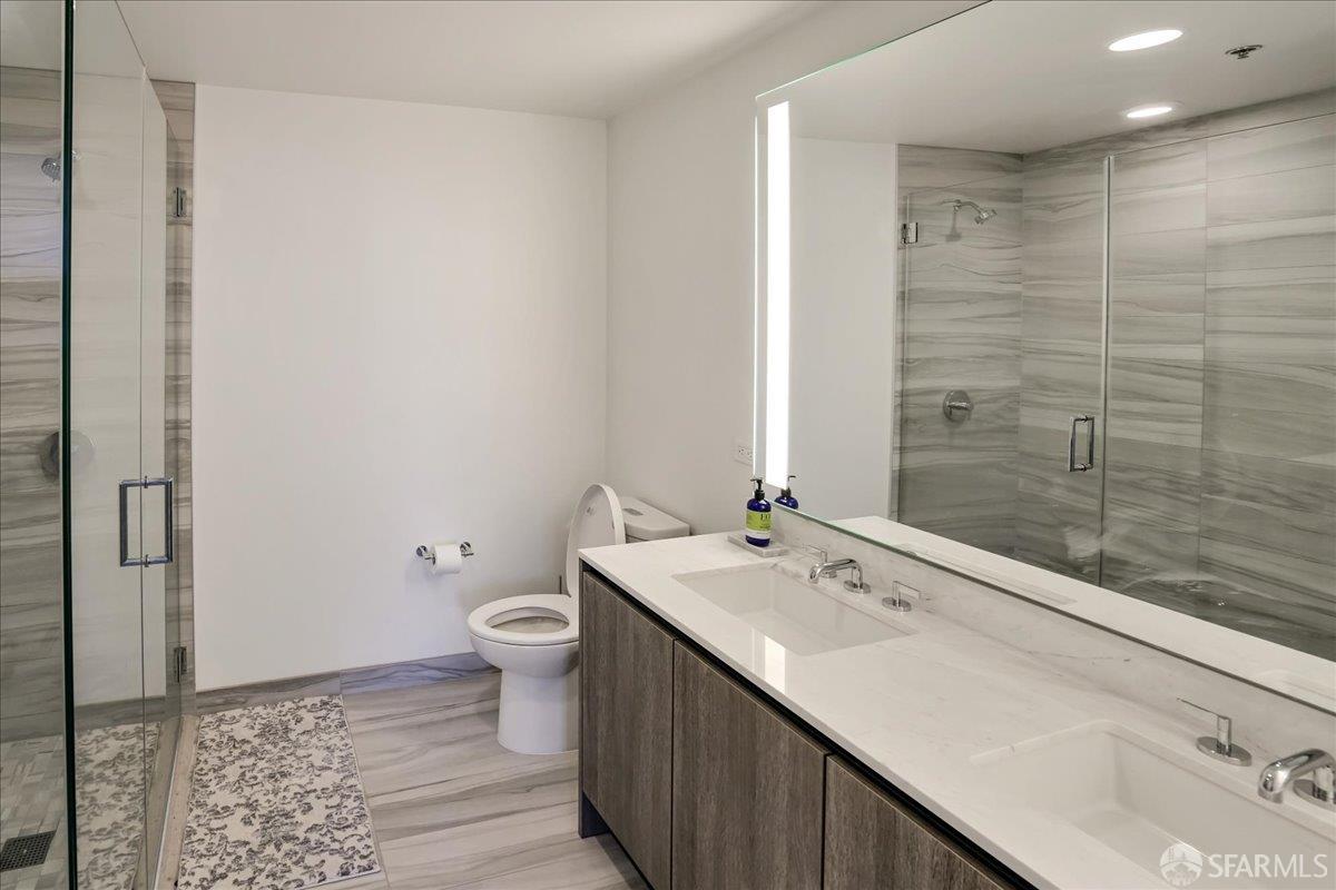Detail Gallery Image 23 of 45 For 201 Folsom St 17b,  San Francisco,  CA 94105 - 2 Beds | 2 Baths