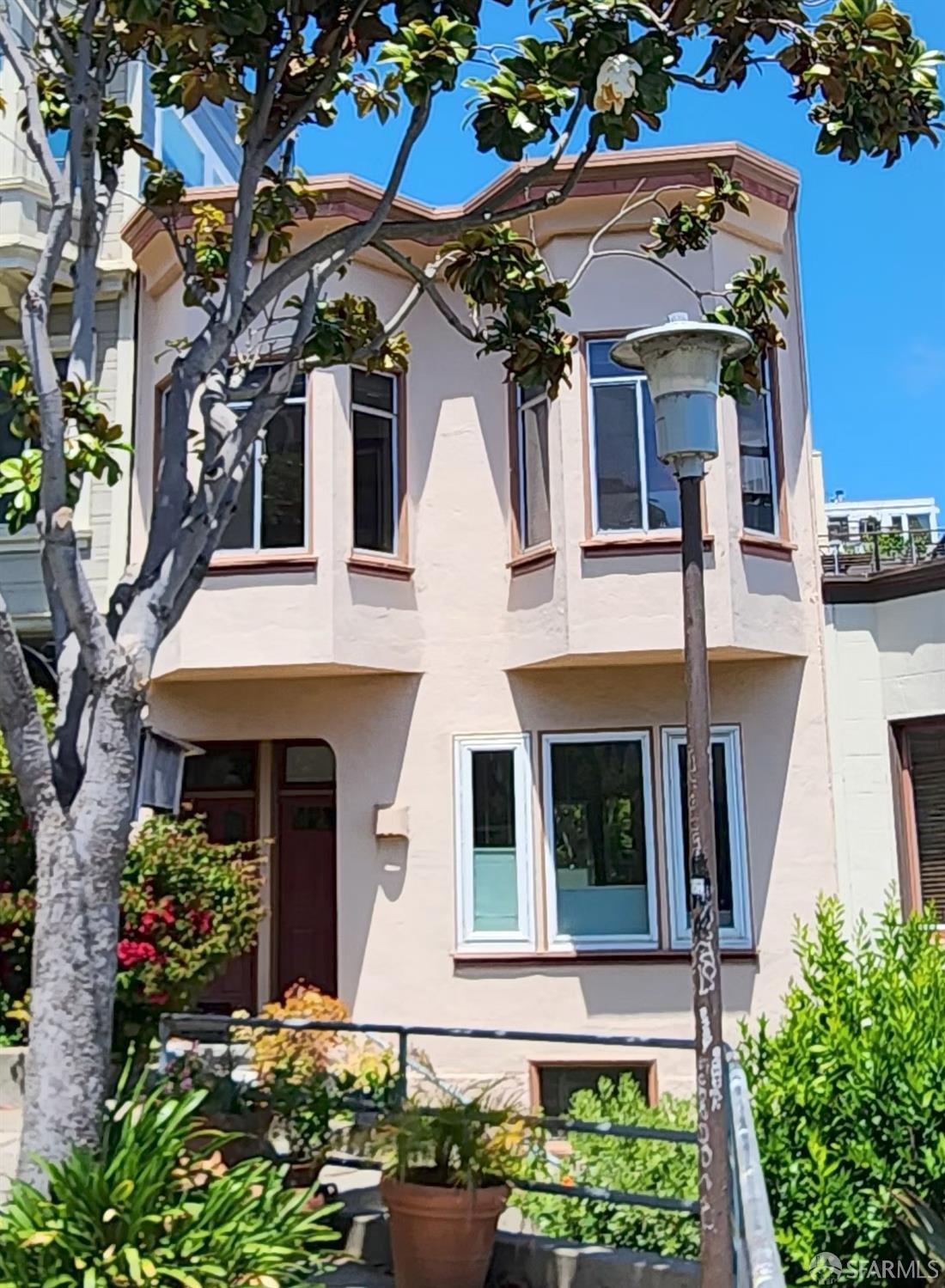 Detail Gallery Image 1 of 1 For 426 Vallejo St, San Francisco,  CA 94133 - 1 Beds | 1 Baths