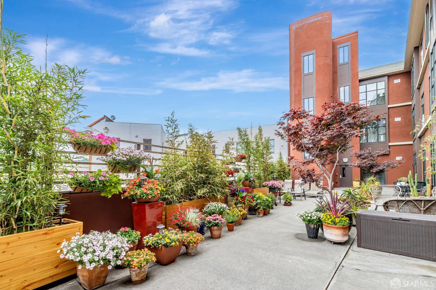 Detail Gallery Image 22 of 24 For 3801 San Pablo Ave #312,  Emeryville,  CA 94608 - 1 Beds | 1 Baths