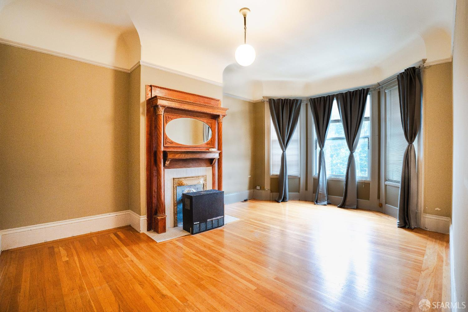 Detail Gallery Image 13 of 26 For 1013 Noe St, San Francisco,  CA 94114 - – Beds | – Baths