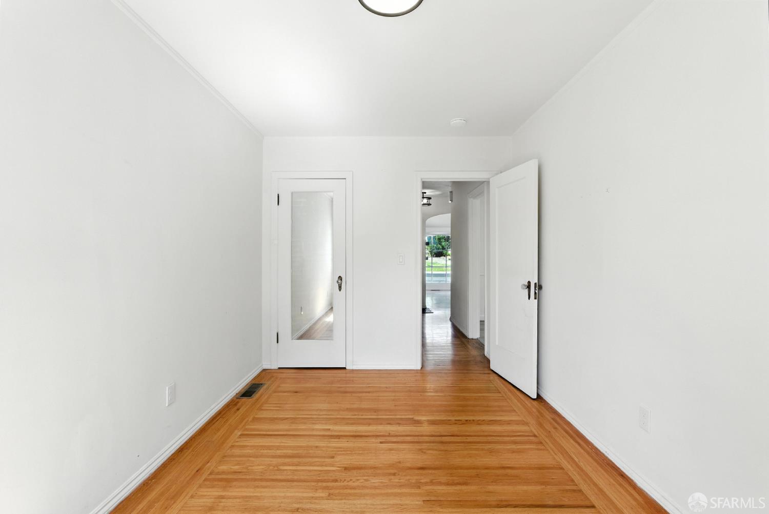 Detail Gallery Image 13 of 49 For 606 Masonic Ave, Albany,  CA 94706 - 4 Beds | 2/1 Baths