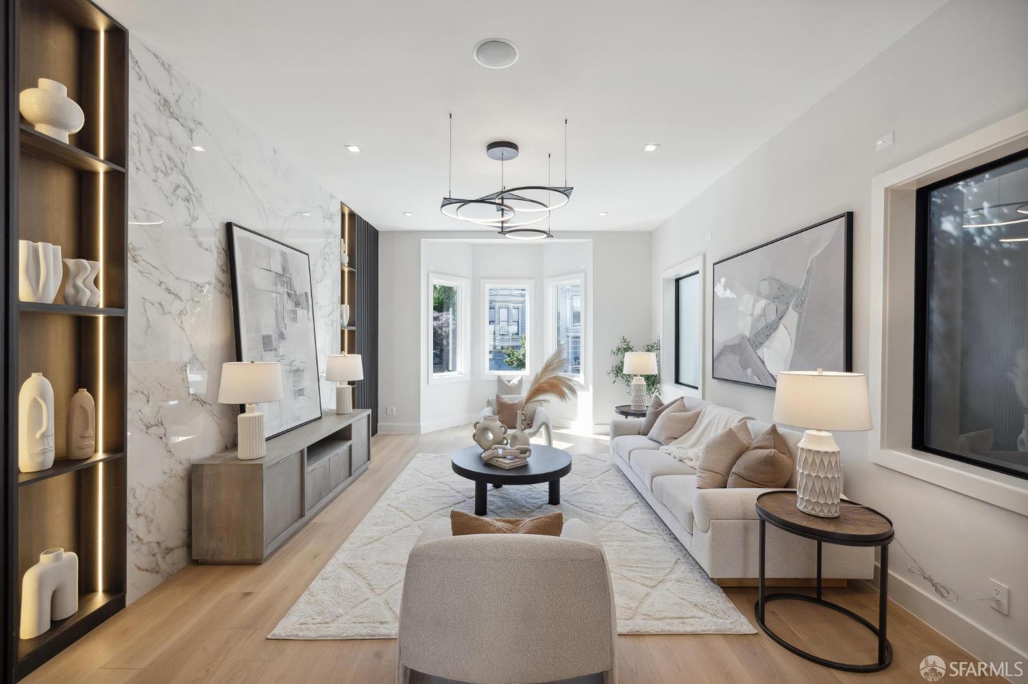 Detail Gallery Image 12 of 46 For 1910 Baker St, San Francisco,  CA 94115 - 5 Beds | 5/1 Baths