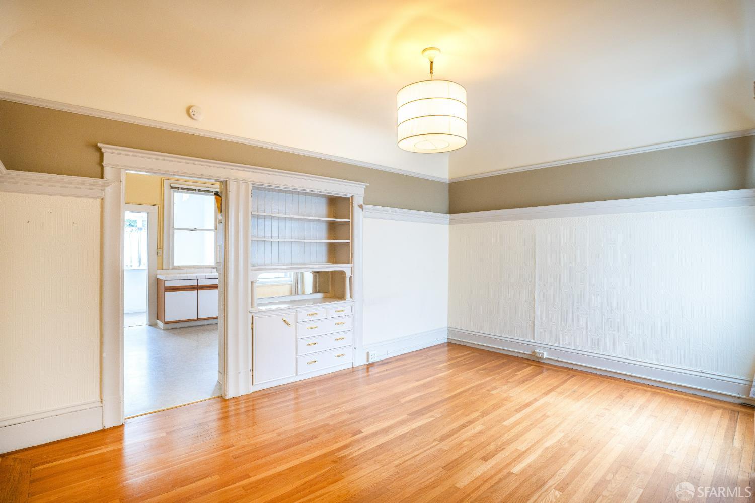 Detail Gallery Image 16 of 26 For 1013 Noe St, San Francisco,  CA 94114 - – Beds | – Baths
