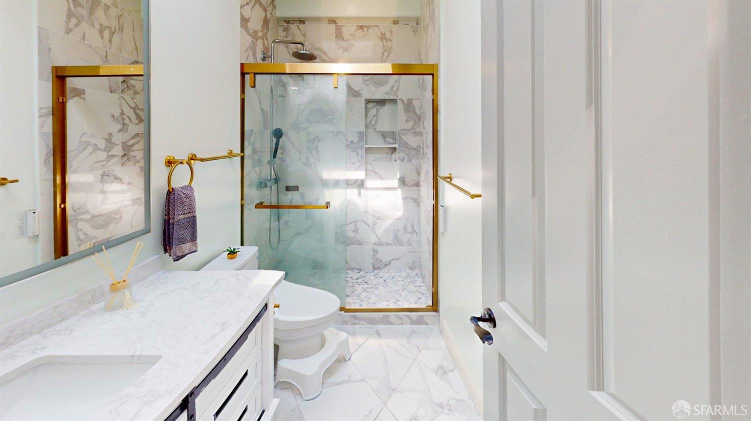 Detail Gallery Image 58 of 99 For 79 Karen Ct, San Francisco,  CA 94134 - 4 Beds | 3 Baths