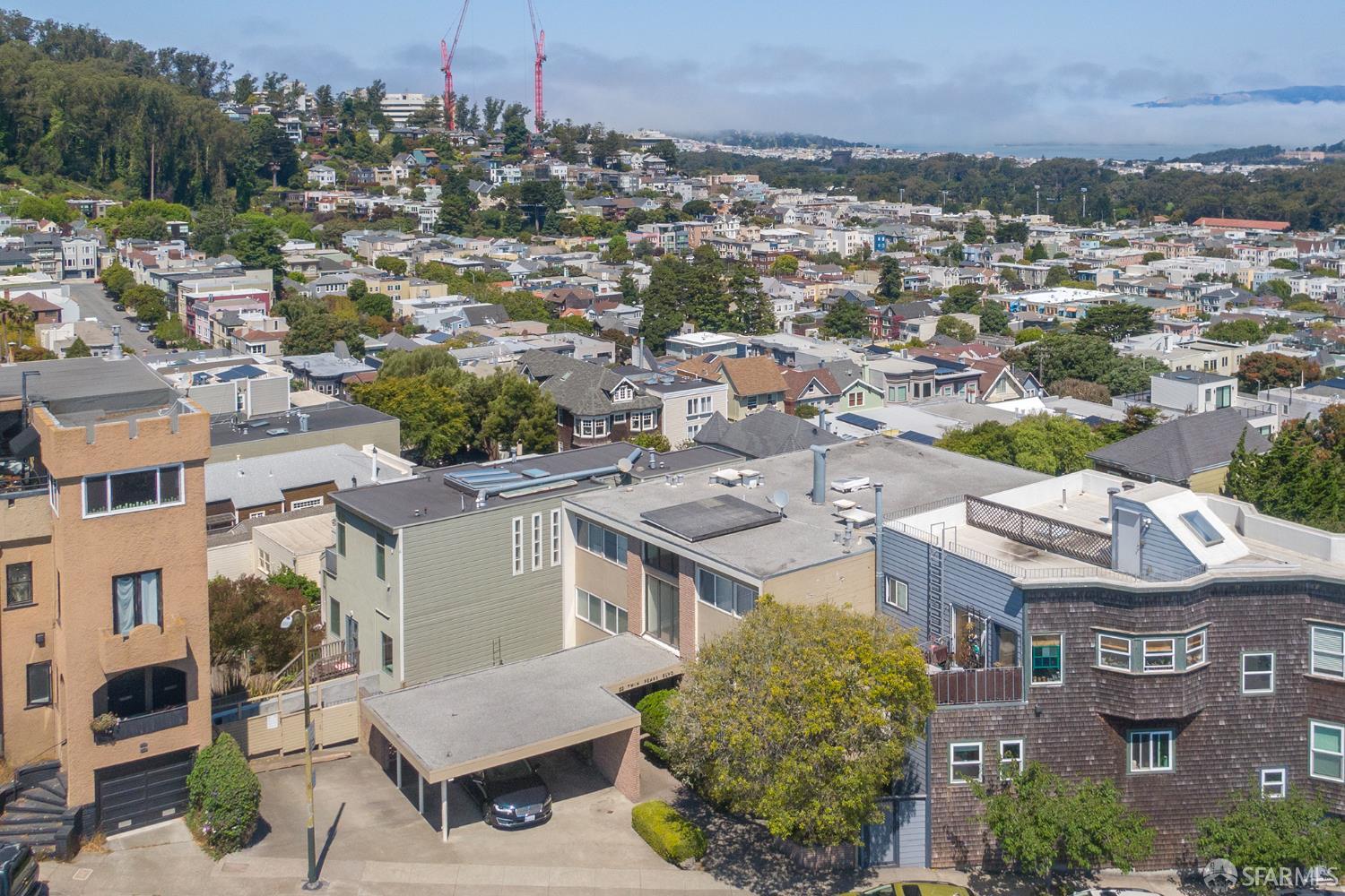 Detail Gallery Image 3 of 13 For 22 Twin Peaks Blvd, San Francisco,  CA 94114 - – Beds | – Baths