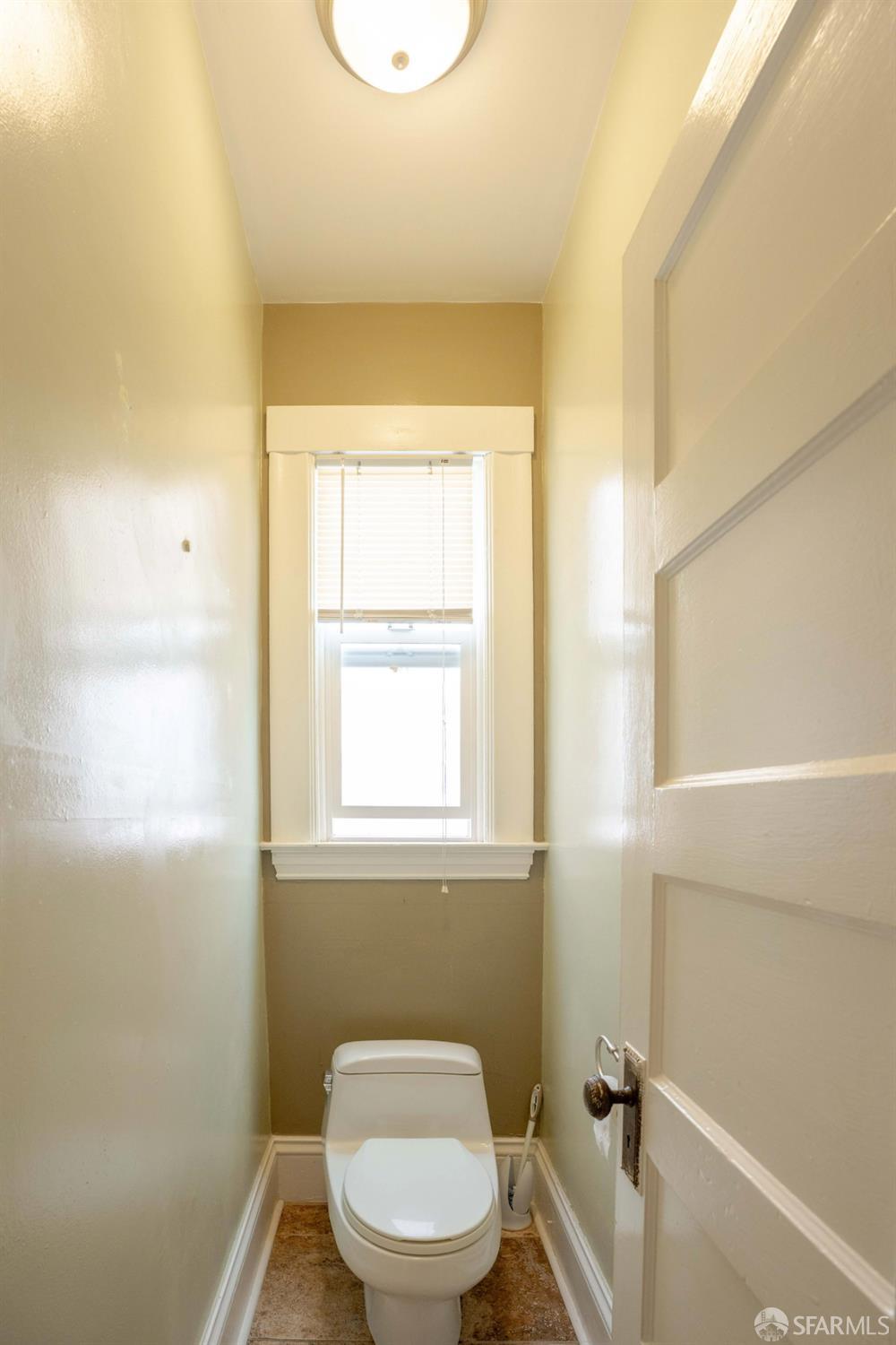 Detail Gallery Image 9 of 26 For 1013 Noe St, San Francisco,  CA 94114 - – Beds | – Baths