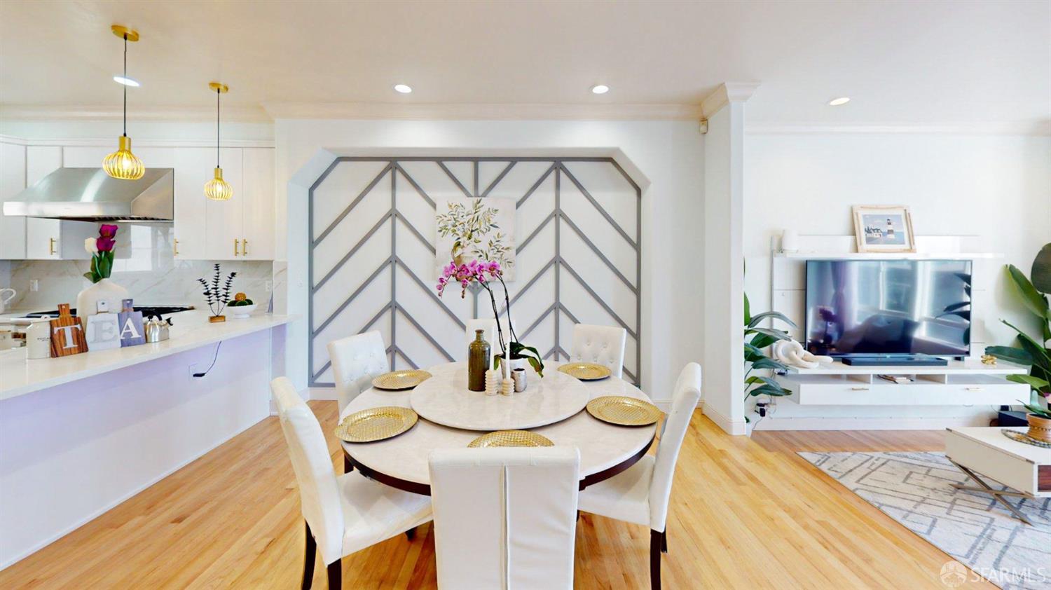 Detail Gallery Image 25 of 99 For 79 Karen Ct, San Francisco,  CA 94134 - 4 Beds | 3 Baths