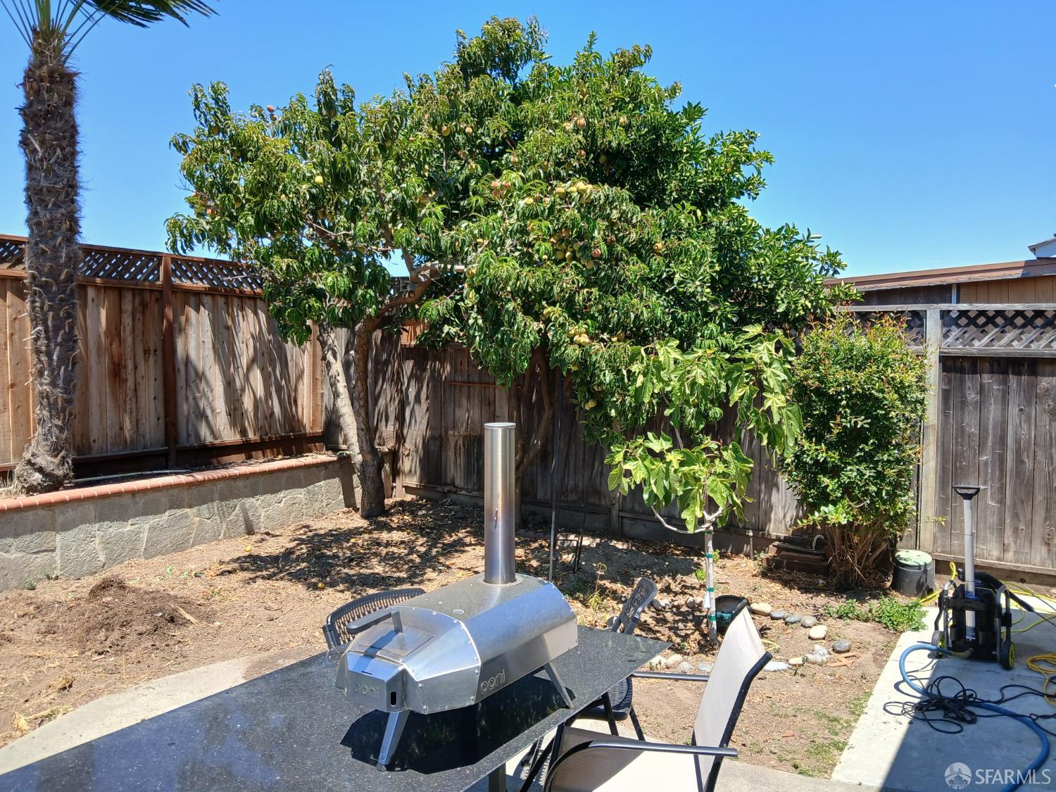 Detail Gallery Image 9 of 18 For 6831 Cabernet Ave, Newark,  CA 94560 - 4 Beds | 2 Baths