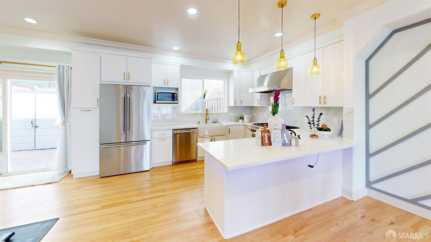 Detail Gallery Image 27 of 99 For 79 Karen Ct, San Francisco,  CA 94134 - 4 Beds | 3 Baths