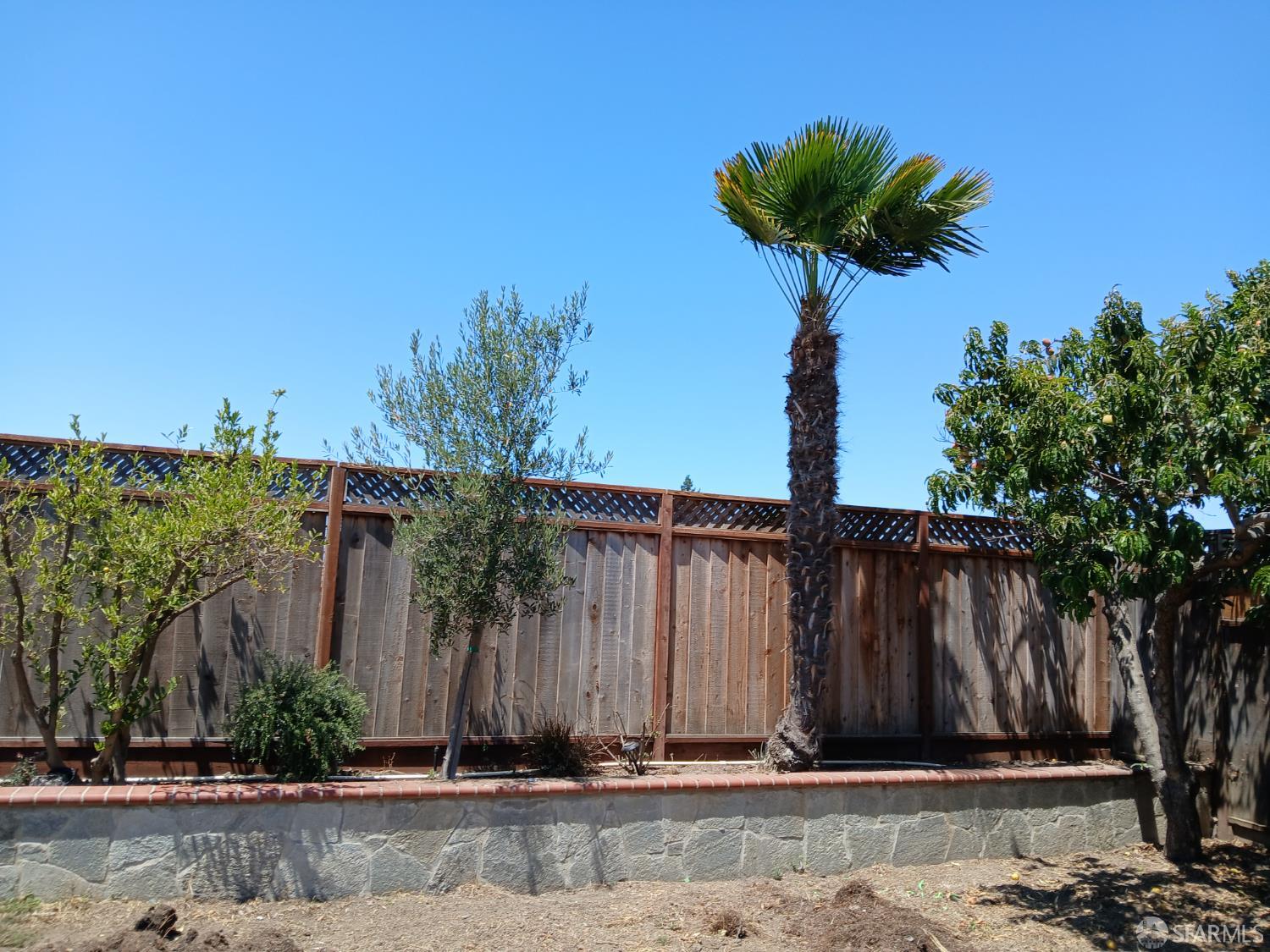 Detail Gallery Image 2 of 18 For 6831 Cabernet Ave, Newark,  CA 94560 - 4 Beds | 2 Baths