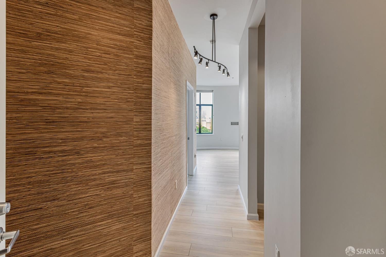 Detail Gallery Image 14 of 24 For 3801 San Pablo Ave #312,  Emeryville,  CA 94608 - 1 Beds | 1 Baths