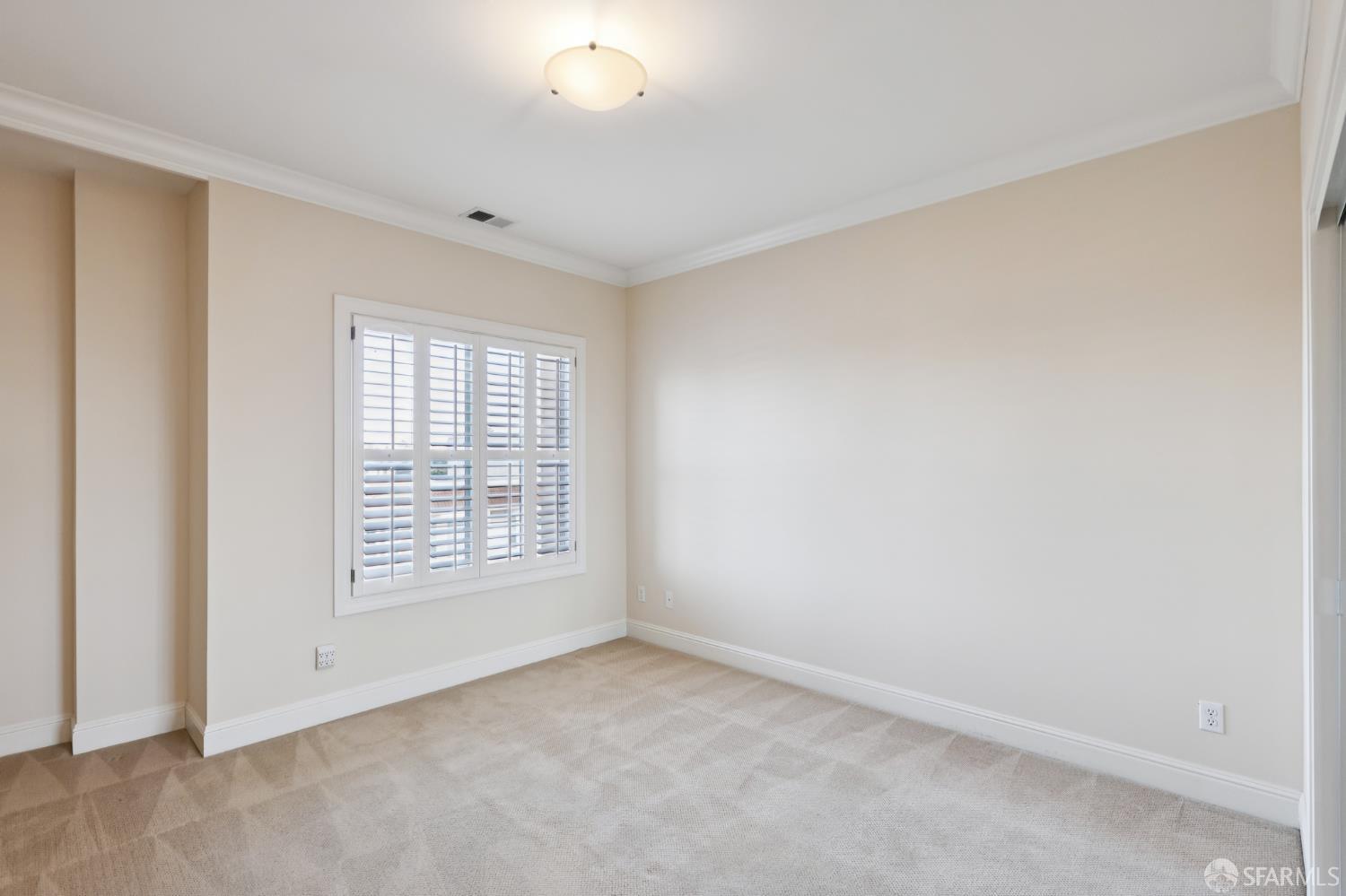 Detail Gallery Image 28 of 35 For 660 Cambridge St, San Francisco,  CA 94134 - 5 Beds | 3/1 Baths
