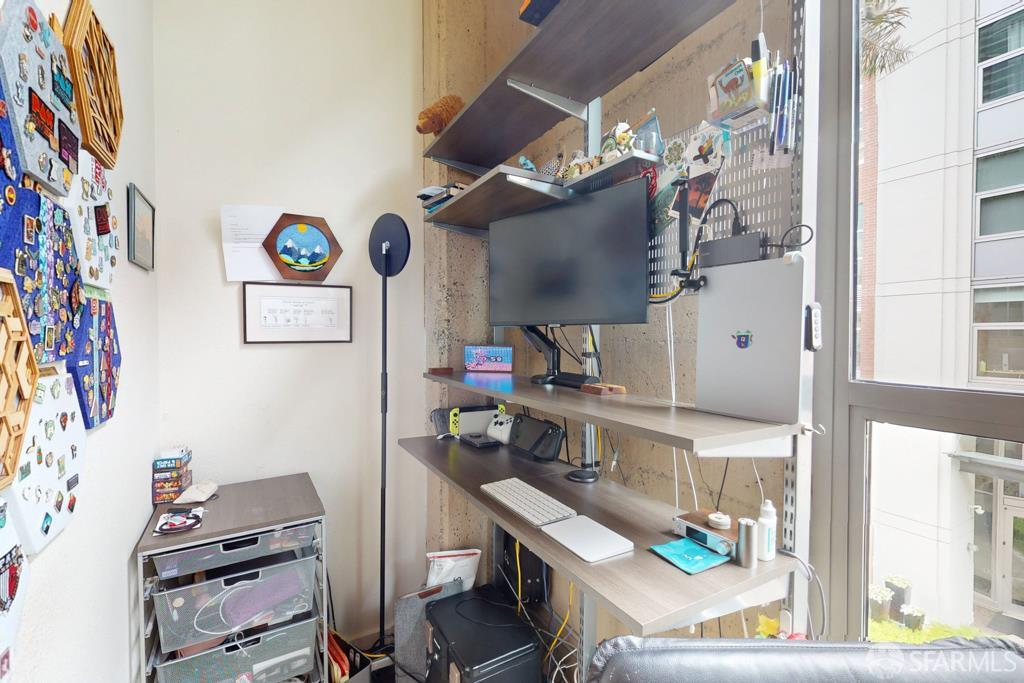 Photo #15: 425059268 Listing: Photo #15