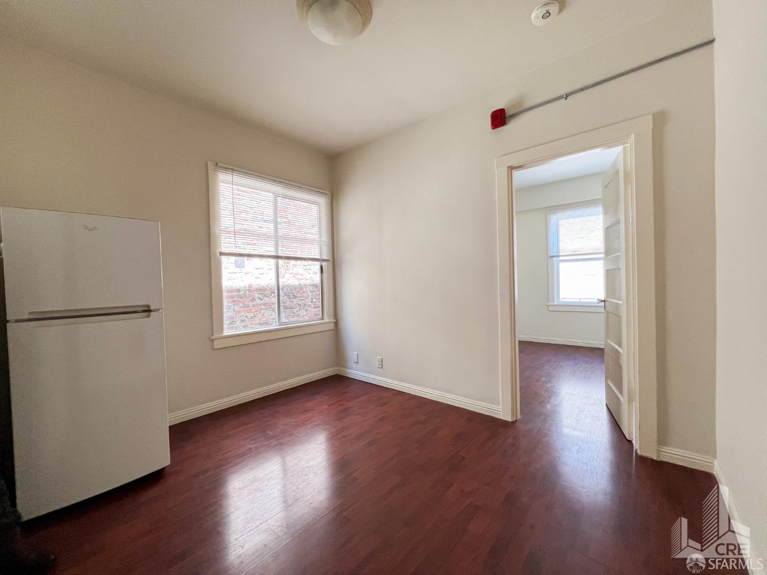 Detail Gallery Image 3 of 8 For 826 Jackson St, San Francisco,  CA 94133 - – Beds | – Baths