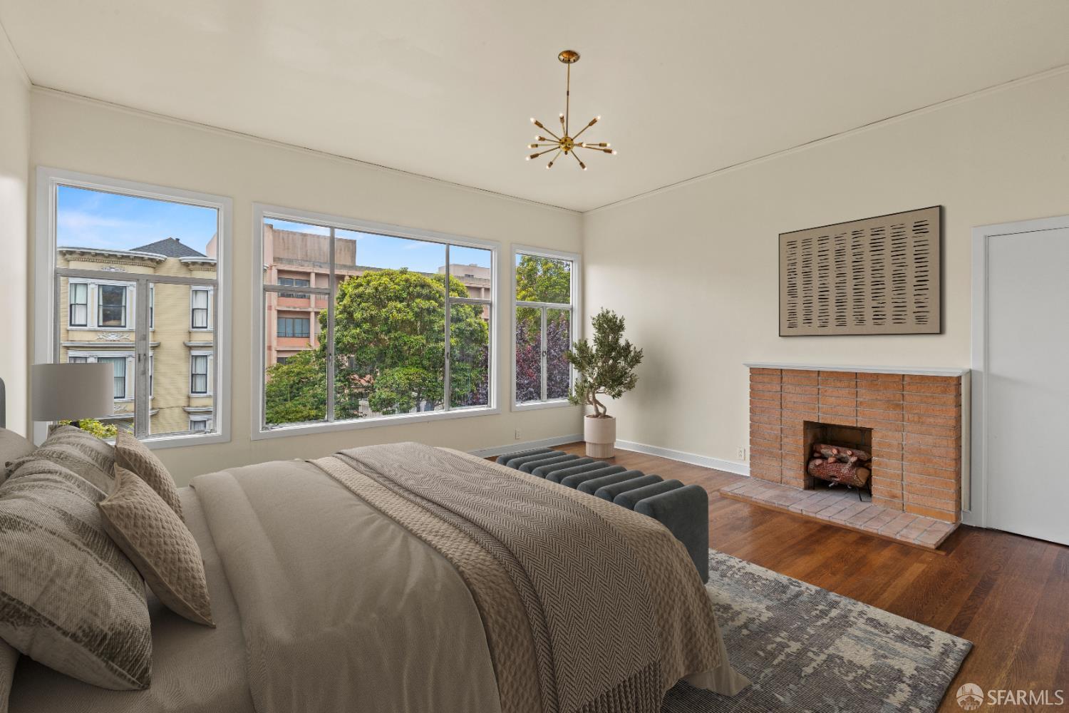 Detail Gallery Image 7 of 14 For 3740 Sacramento St, San Francisco,  CA 94118 - 5 Beds | 1/1 Baths