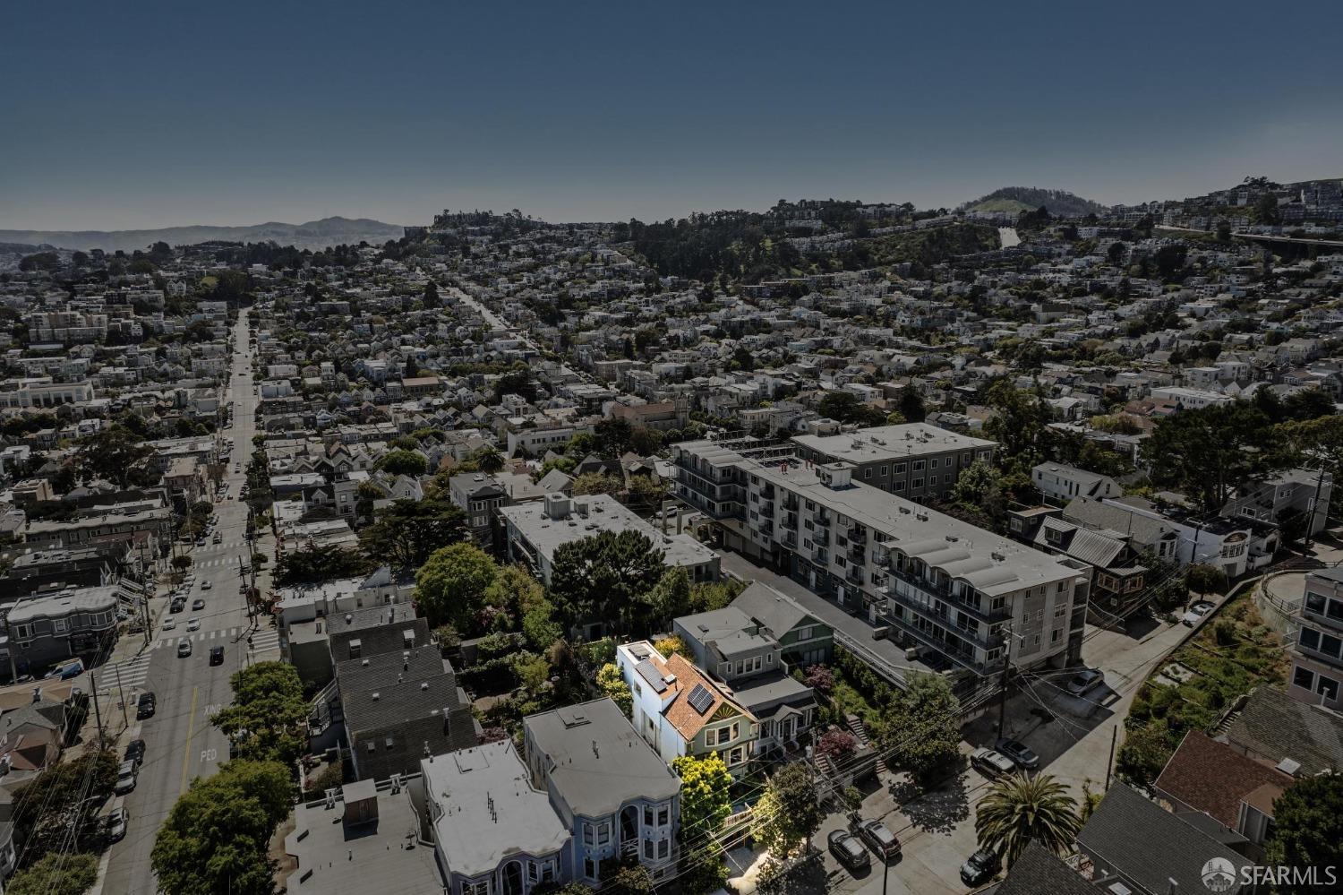 Detail Gallery Image 62 of 72 For 3919 22nd St, San Francisco,  CA 94114 - 4 Beds | 4 Baths