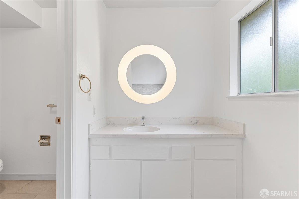 Detail Gallery Image 24 of 40 For 7620 Mountain Blvd #12,  Oakland,  CA 94605 - 2 Beds | 2 Baths