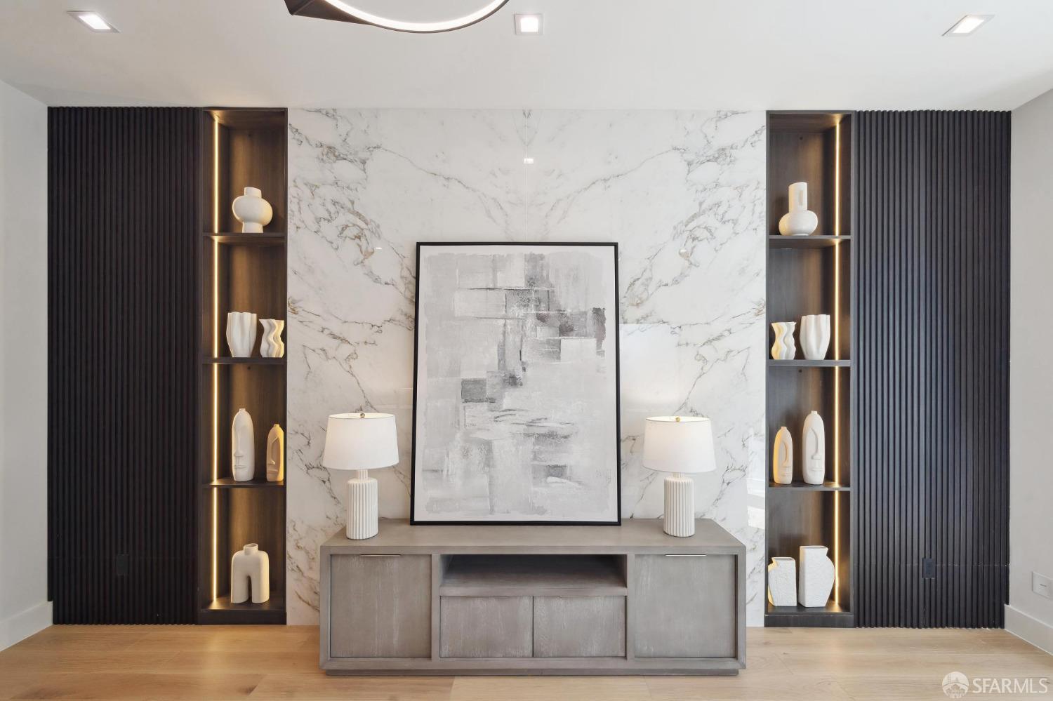 Detail Gallery Image 13 of 46 For 1910 Baker St, San Francisco,  CA 94115 - 5 Beds | 5/1 Baths