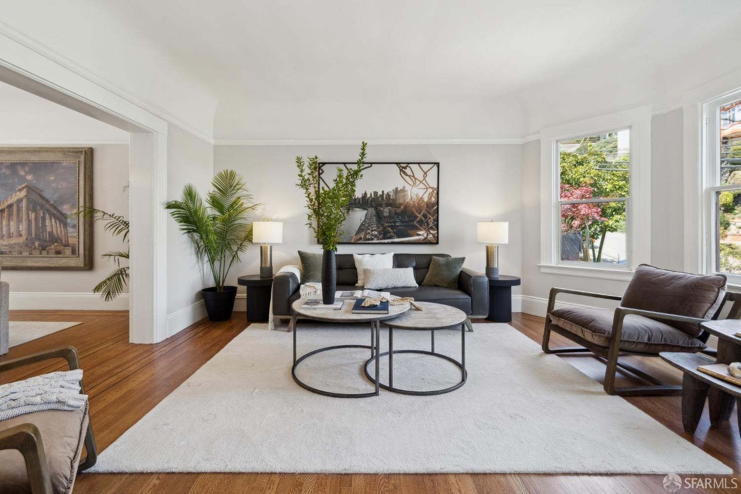 Detail Gallery Image 5 of 72 For 3919 22nd St, San Francisco,  CA 94114 - 4 Beds | 4 Baths