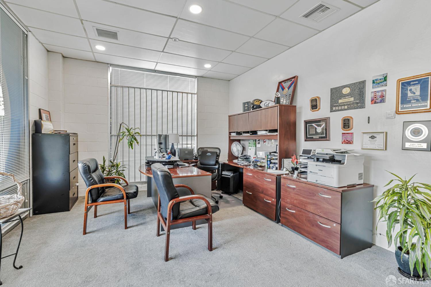 Detail Gallery Image 4 of 23 For 3450 Lakeshore Ave, Oakland,  CA 94610 - – Beds | – Baths