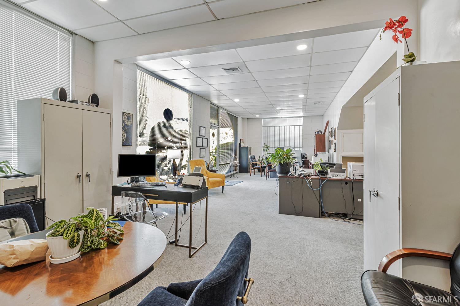 Detail Gallery Image 5 of 23 For 3450 Lakeshore Ave, Oakland,  CA 94610 - – Beds | – Baths
