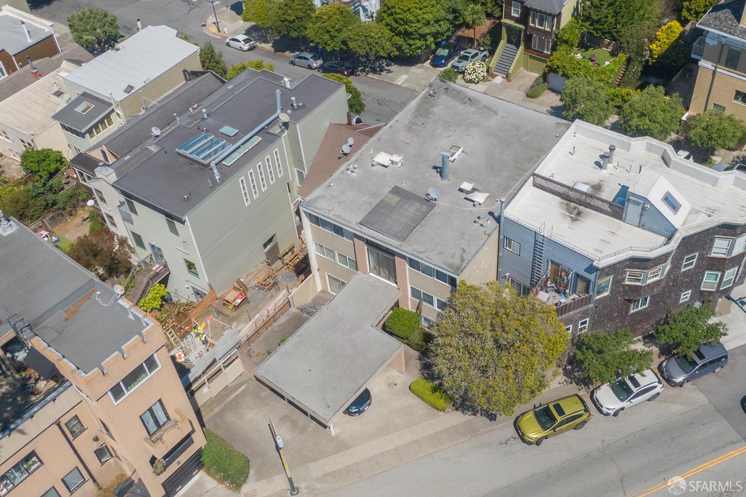 Detail Gallery Image 10 of 13 For 22 Twin Peaks Blvd, San Francisco,  CA 94114 - – Beds | – Baths