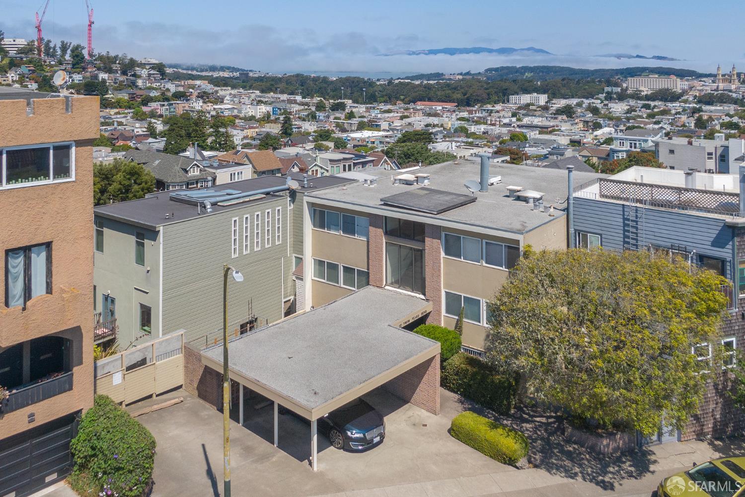 Detail Gallery Image 5 of 13 For 22 Twin Peaks Blvd, San Francisco,  CA 94114 - – Beds | – Baths