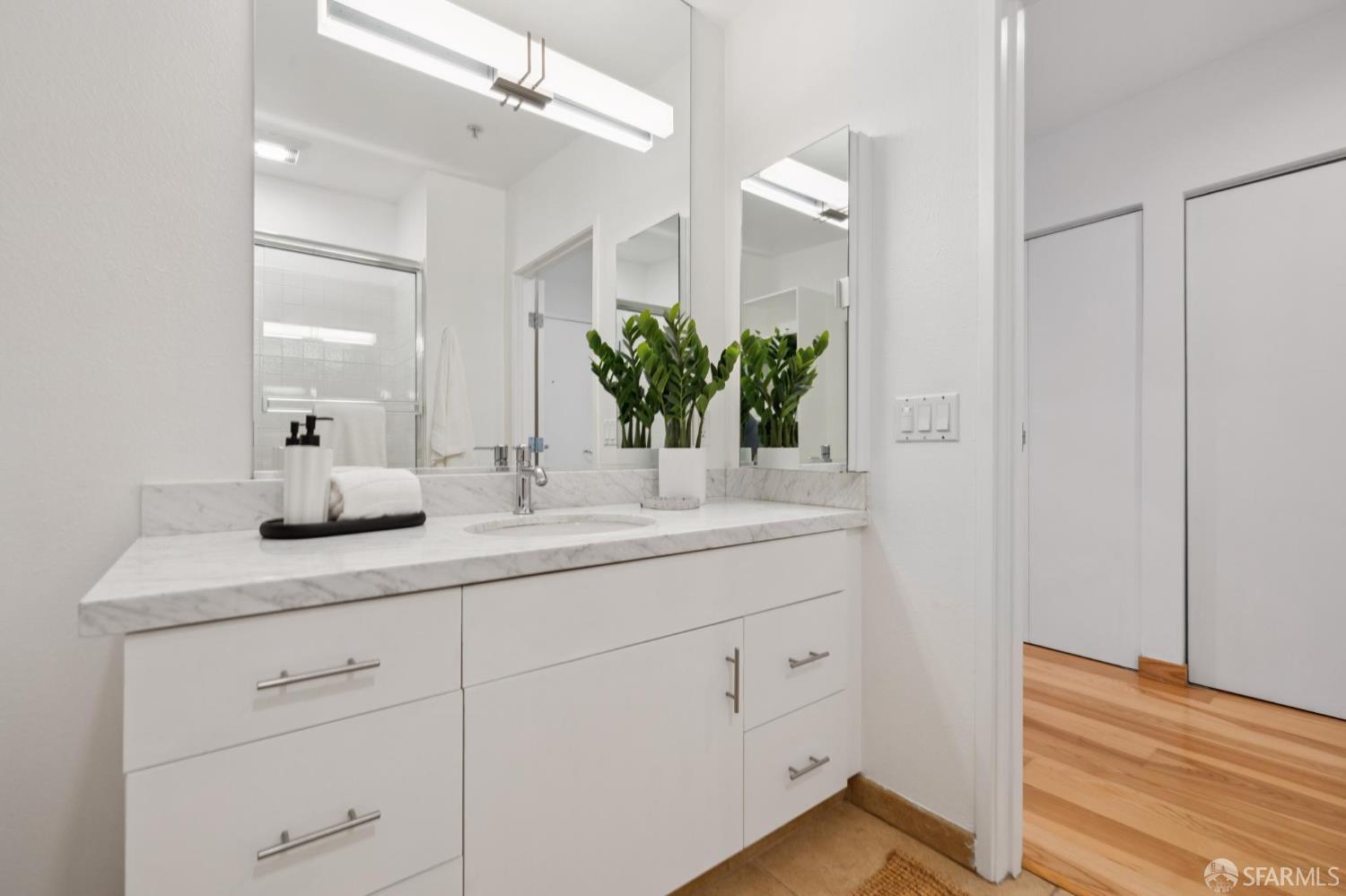 Photo #28: 425060419 Listing: Photo #28