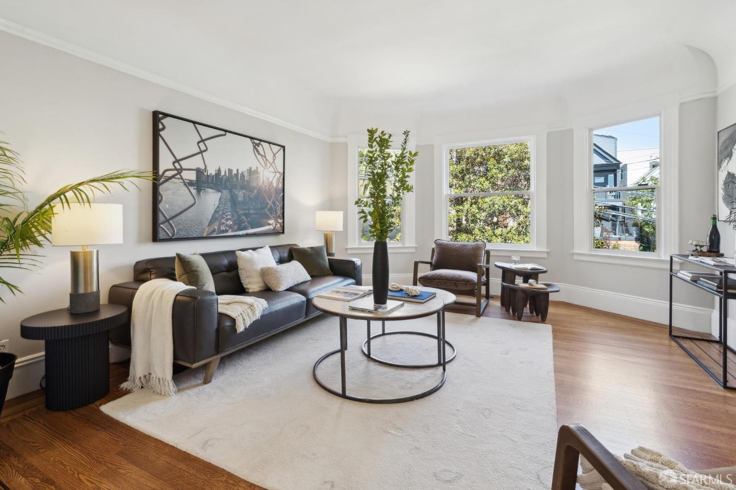 Detail Gallery Image 6 of 72 For 3919 22nd St, San Francisco,  CA 94114 - 4 Beds | 4 Baths