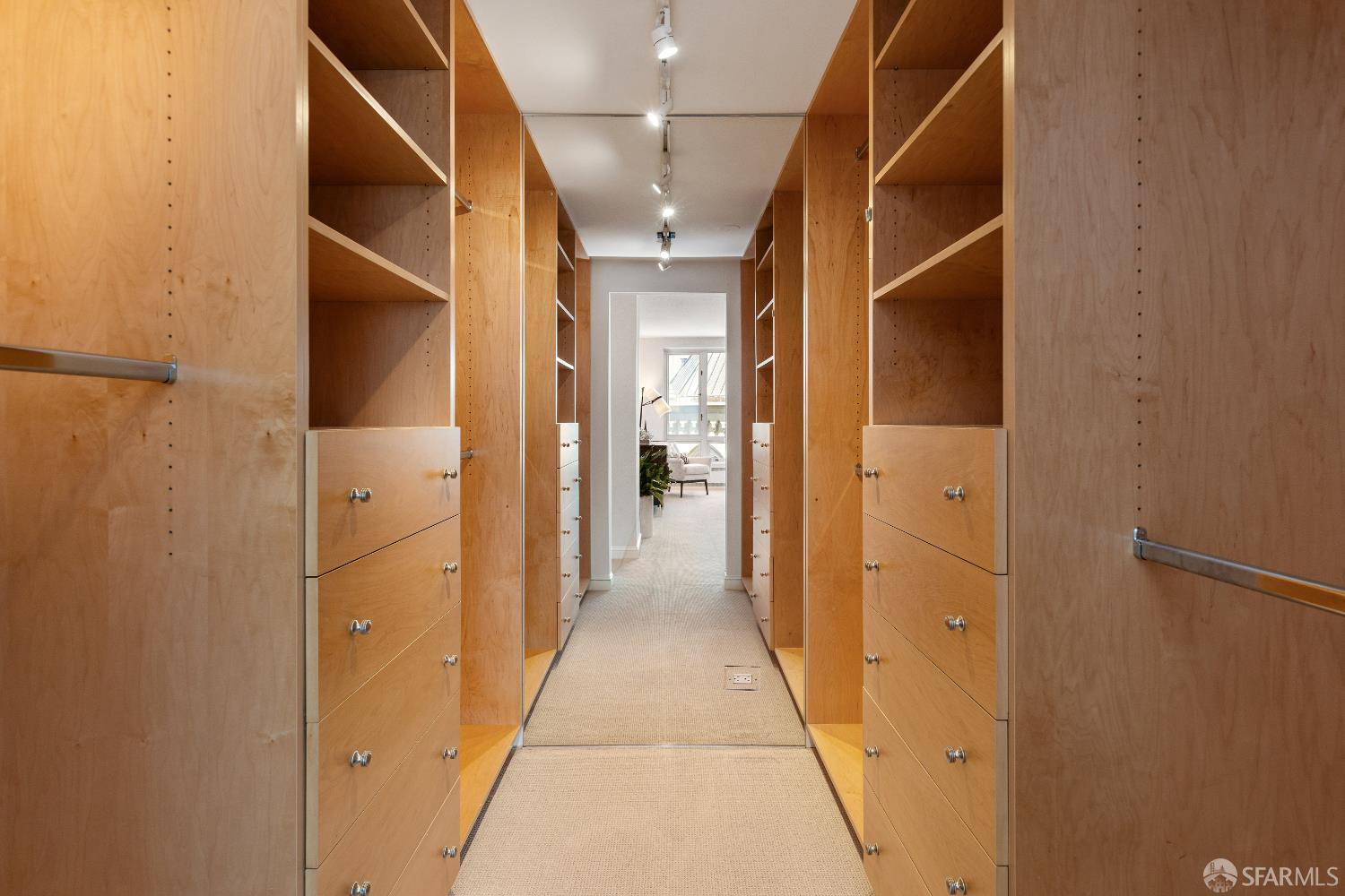 Detail Gallery Image 20 of 37 For 1200 California St 9c,  San Francisco,  CA 94109 - 3 Beds | 3 Baths