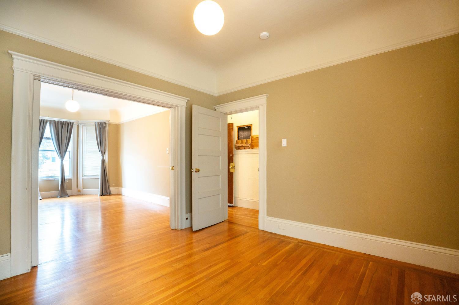 Detail Gallery Image 15 of 26 For 1013 Noe St, San Francisco,  CA 94114 - – Beds | – Baths