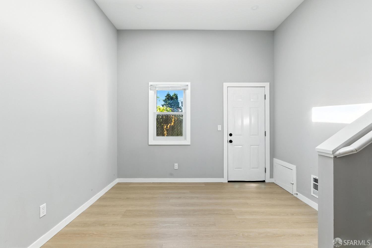 Detail Gallery Image 21 of 49 For 606 Masonic Ave, Albany,  CA 94706 - 4 Beds | 2/1 Baths