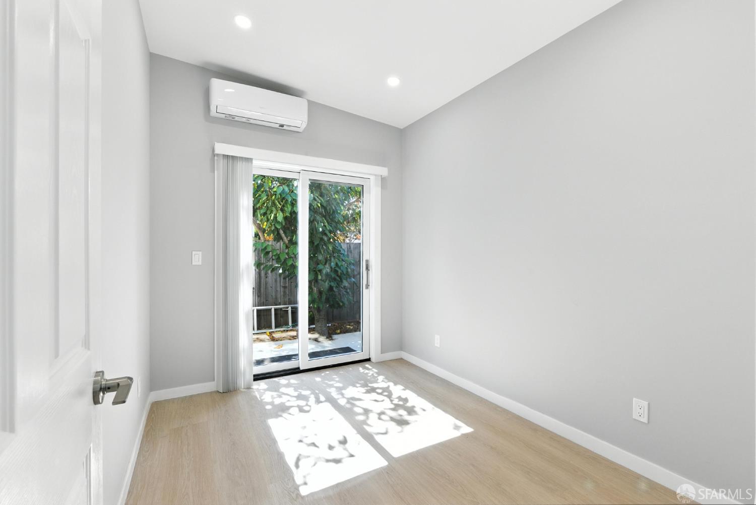 Detail Gallery Image 40 of 49 For 606 Masonic Ave, Albany,  CA 94706 - 4 Beds | 2/1 Baths