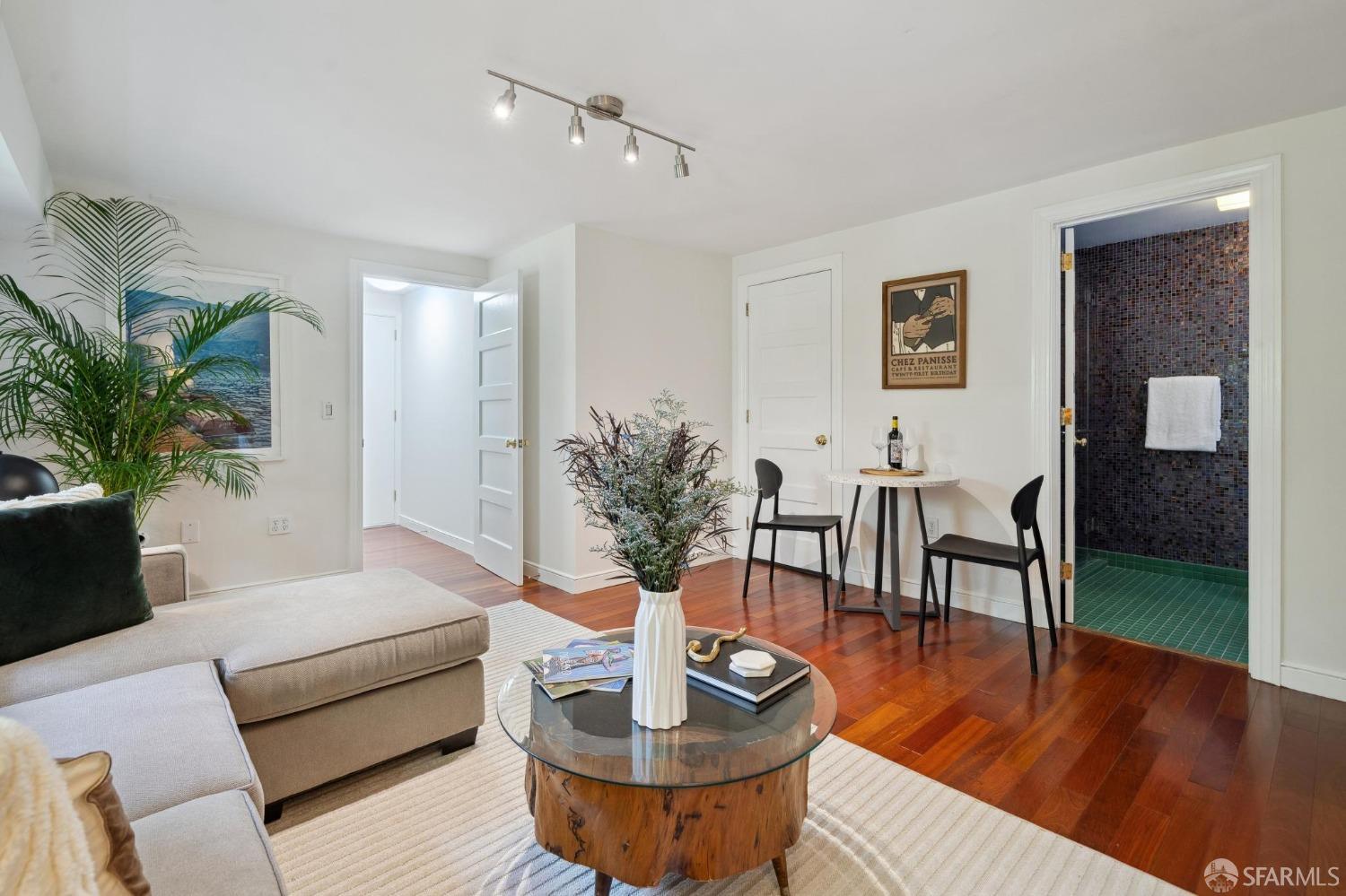 Detail Gallery Image 54 of 72 For 3919 22nd St, San Francisco,  CA 94114 - 4 Beds | 4 Baths
