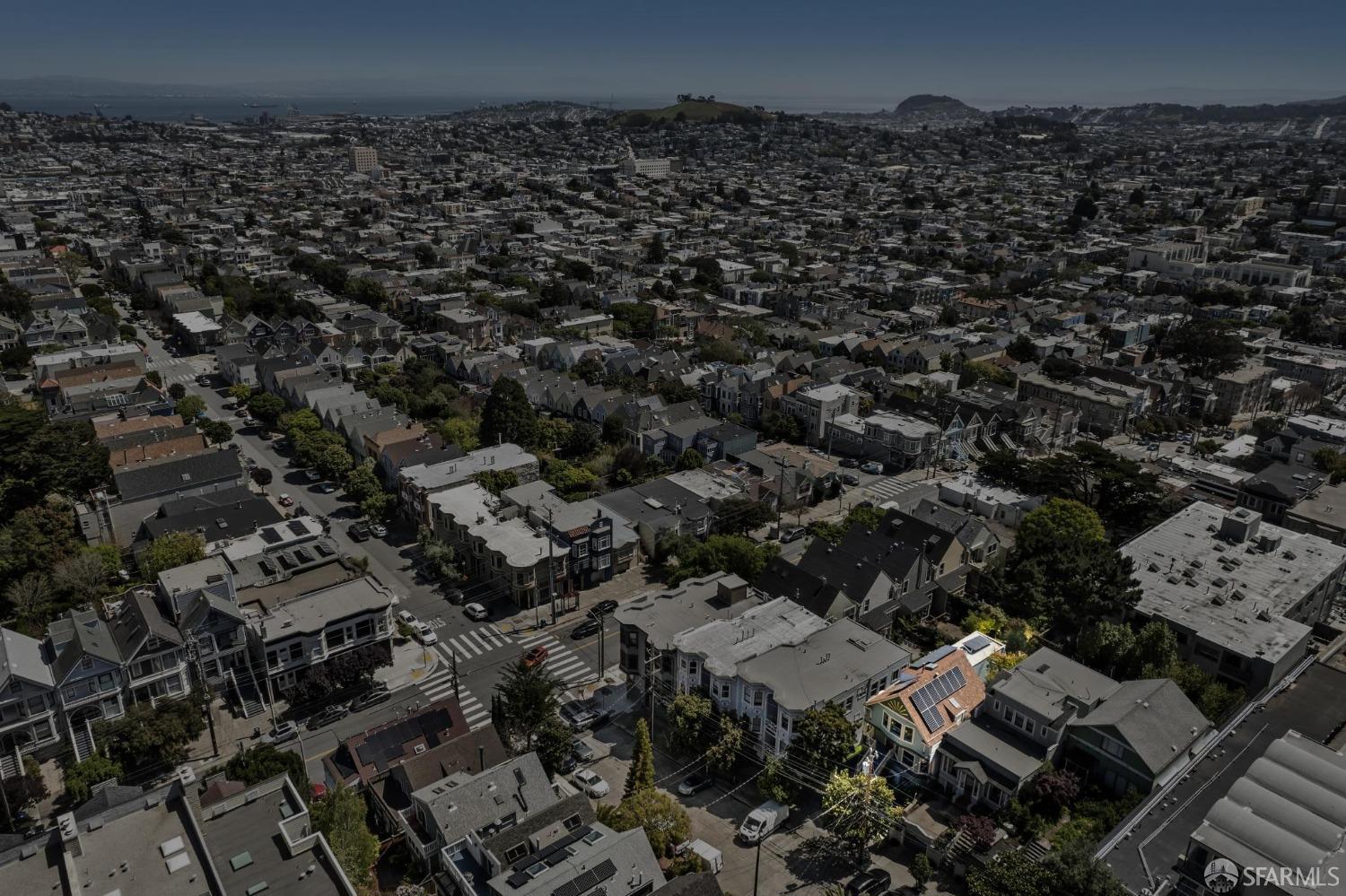 Detail Gallery Image 64 of 72 For 3919 22nd St, San Francisco,  CA 94114 - 4 Beds | 4 Baths