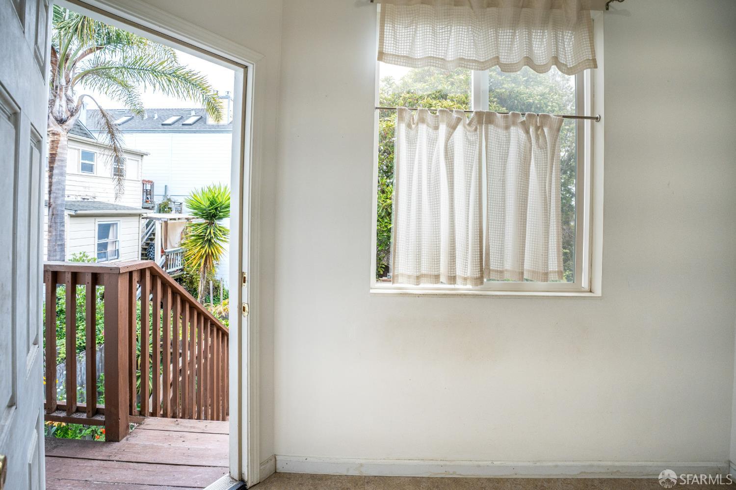 Detail Gallery Image 23 of 26 For 1013 Noe St, San Francisco,  CA 94114 - – Beds | – Baths