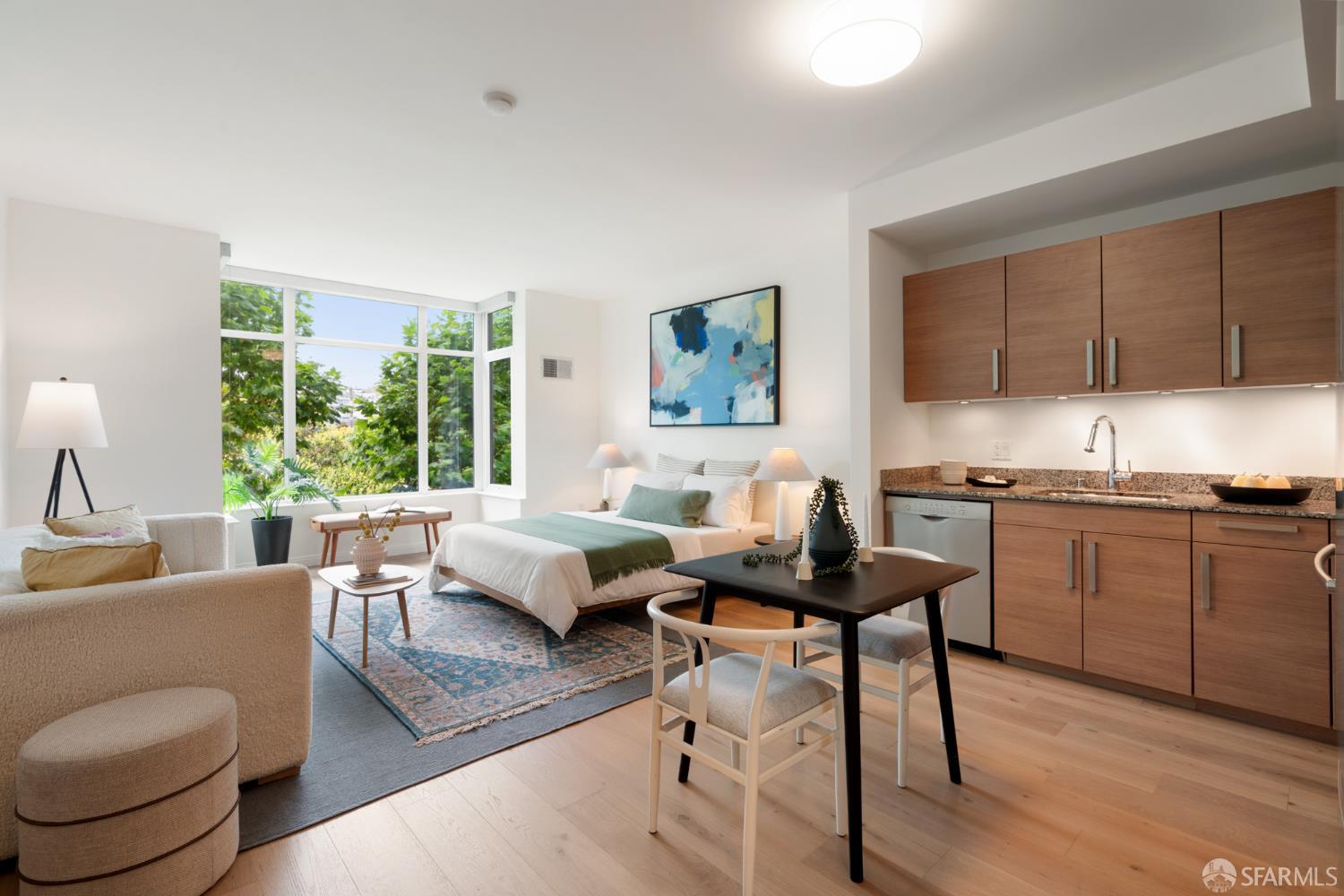 Photo #5: 425061434 Listing 