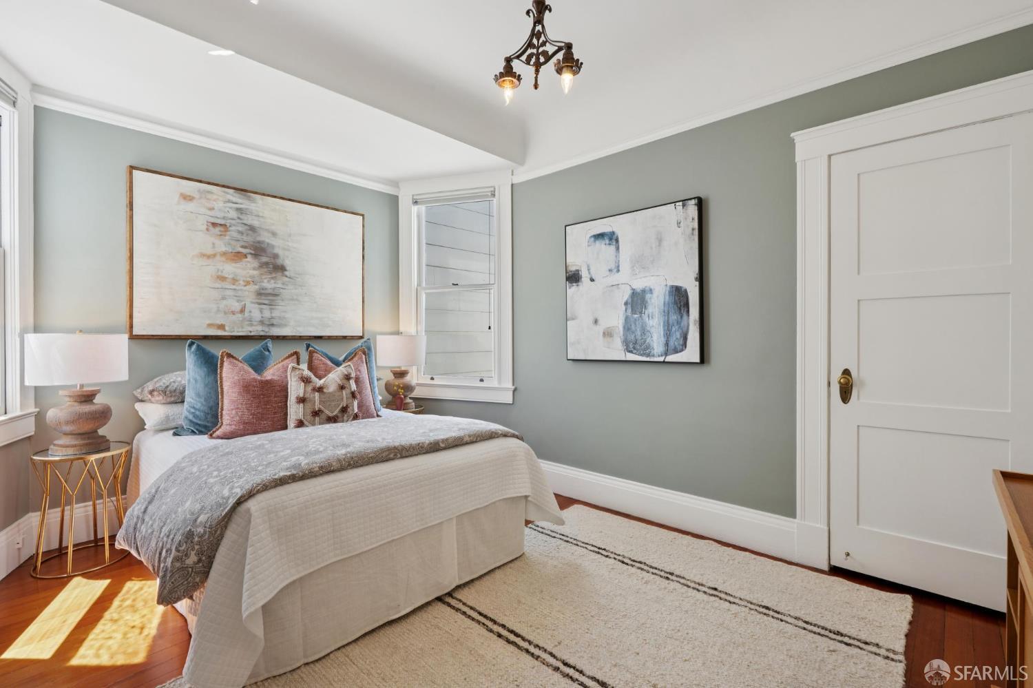 Detail Gallery Image 11 of 45 For 678 Page St, San Francisco,  CA 94117 - 2 Beds | 1 Baths