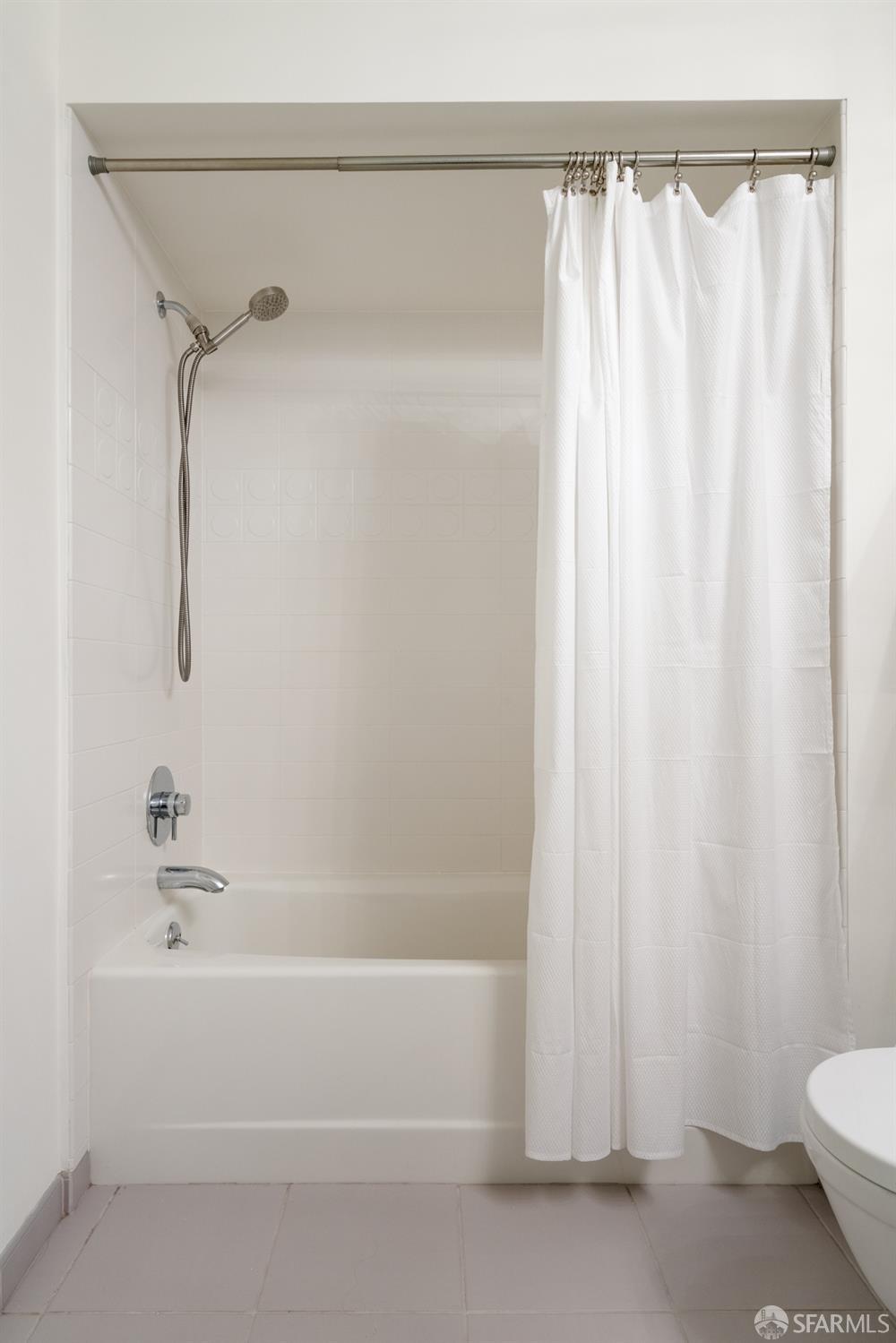 Photo #22: 425061434 Listing: Photo #22