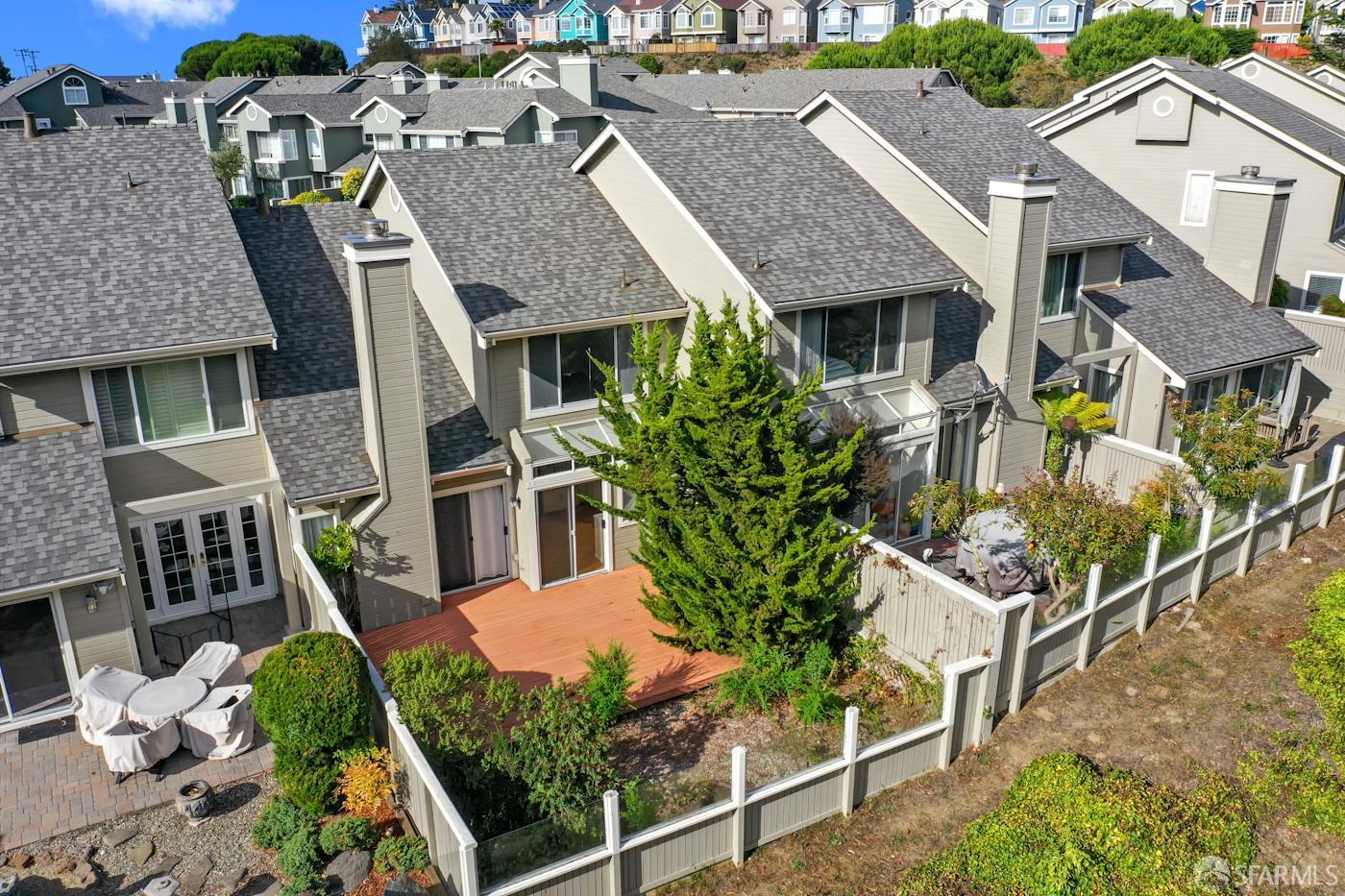 Detail Gallery Image 40 of 43 For 282 Greenview Dr, Daly City,  CA 94014 - 2 Beds | 3 Baths