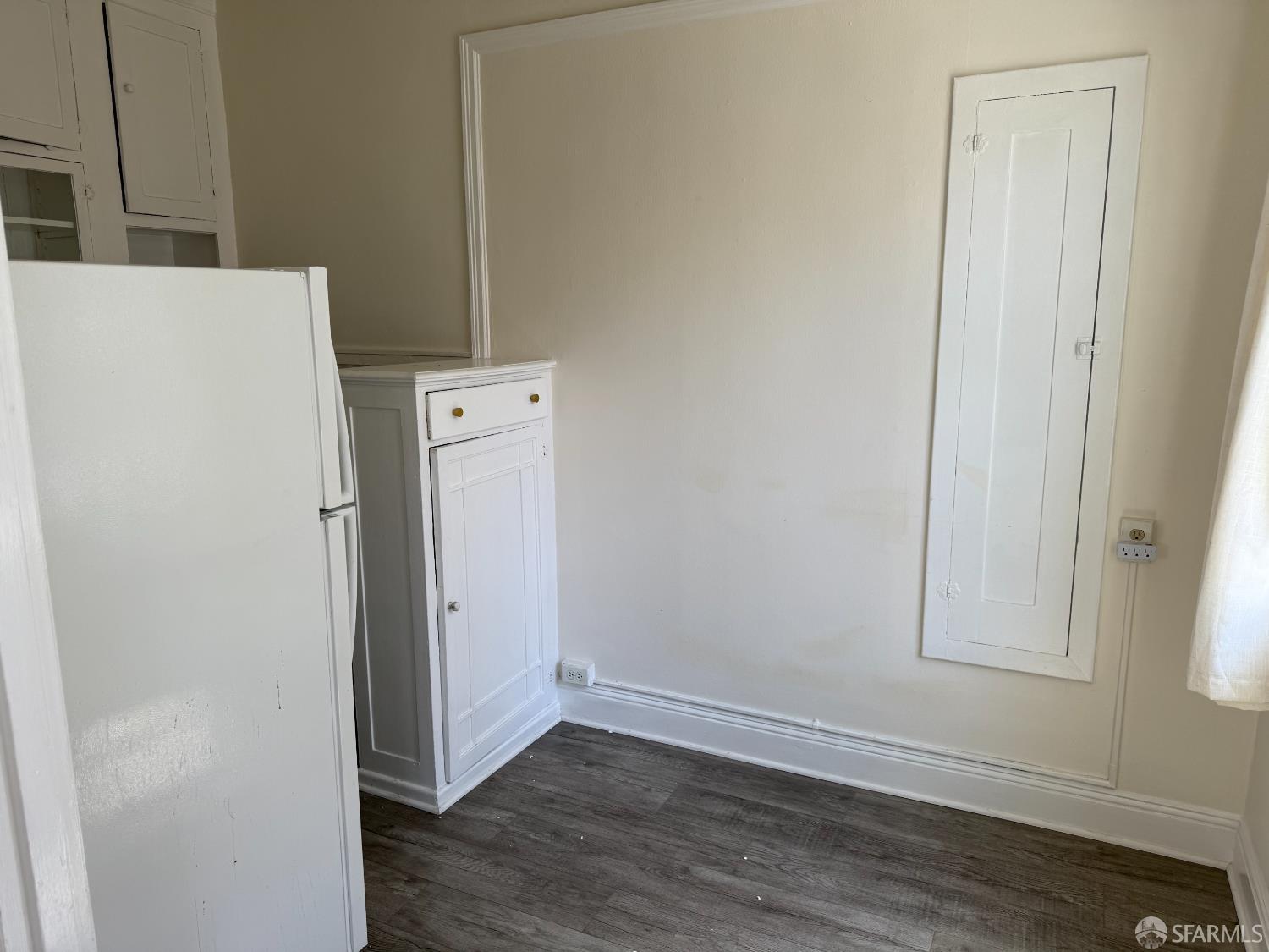 Detail Gallery Image 6 of 10 For 810 Hyde St #405,  San Francisco,  CA 94109 - 0 Beds | 1 Baths